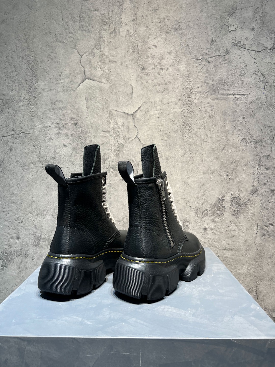 Calvin Klein Dior Dr. Martens Rick Owens Boots Cow Leather M-l-s