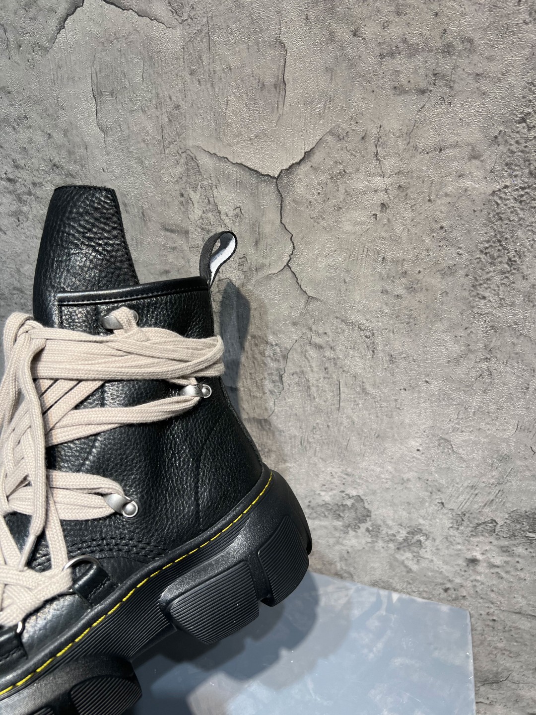 Calvin Klein Dior Dr. Martens Rick Owens Boots Cow Leather M-l-s