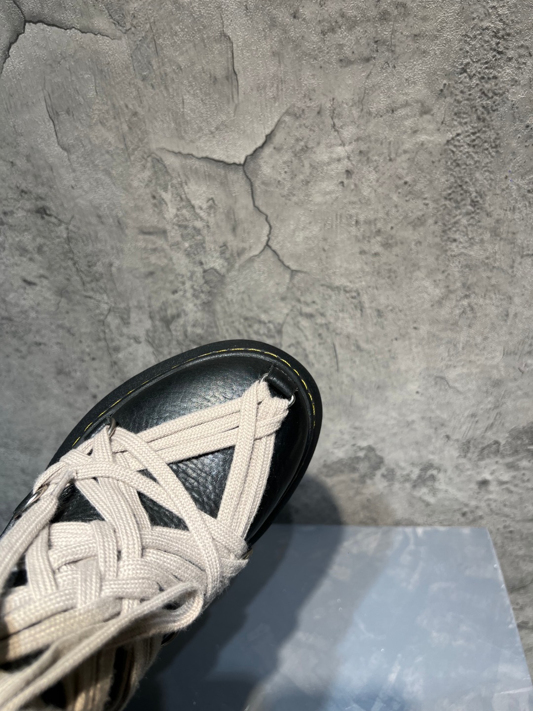 Calvin Klein Dior Dr. Martens Rick Owens Boots Cow Leather M-l-s