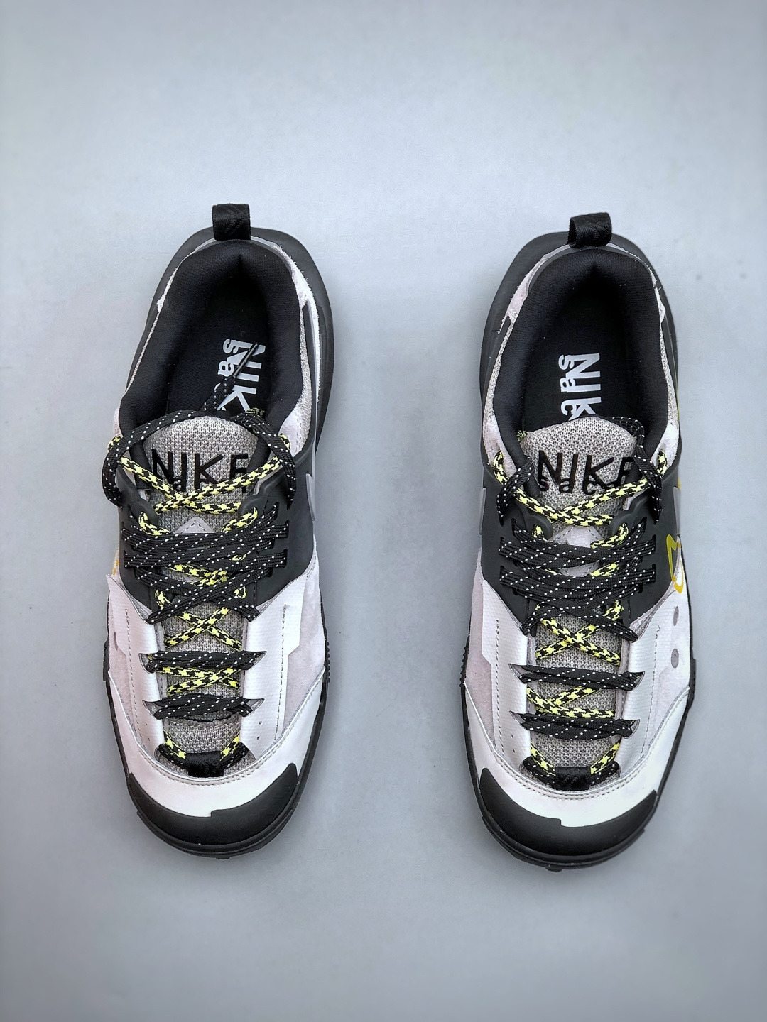 Adidas Nike Sneakers M-s