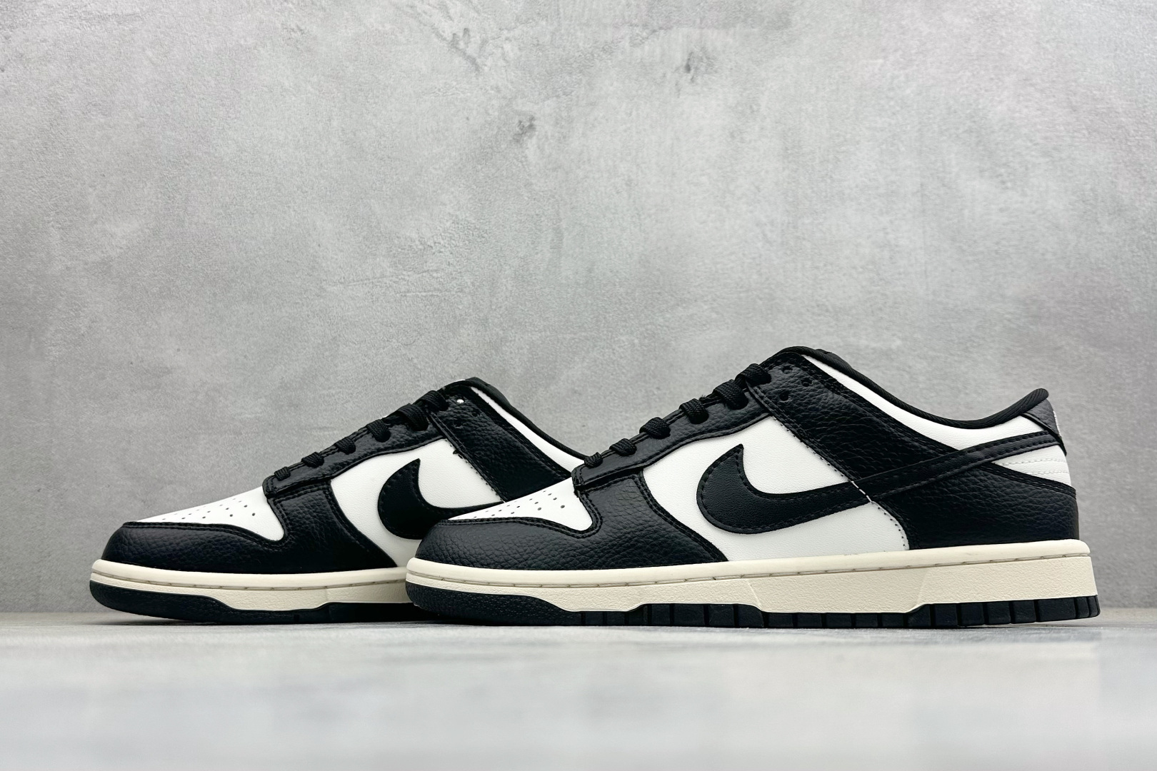 Nike Basic Shoes L-s