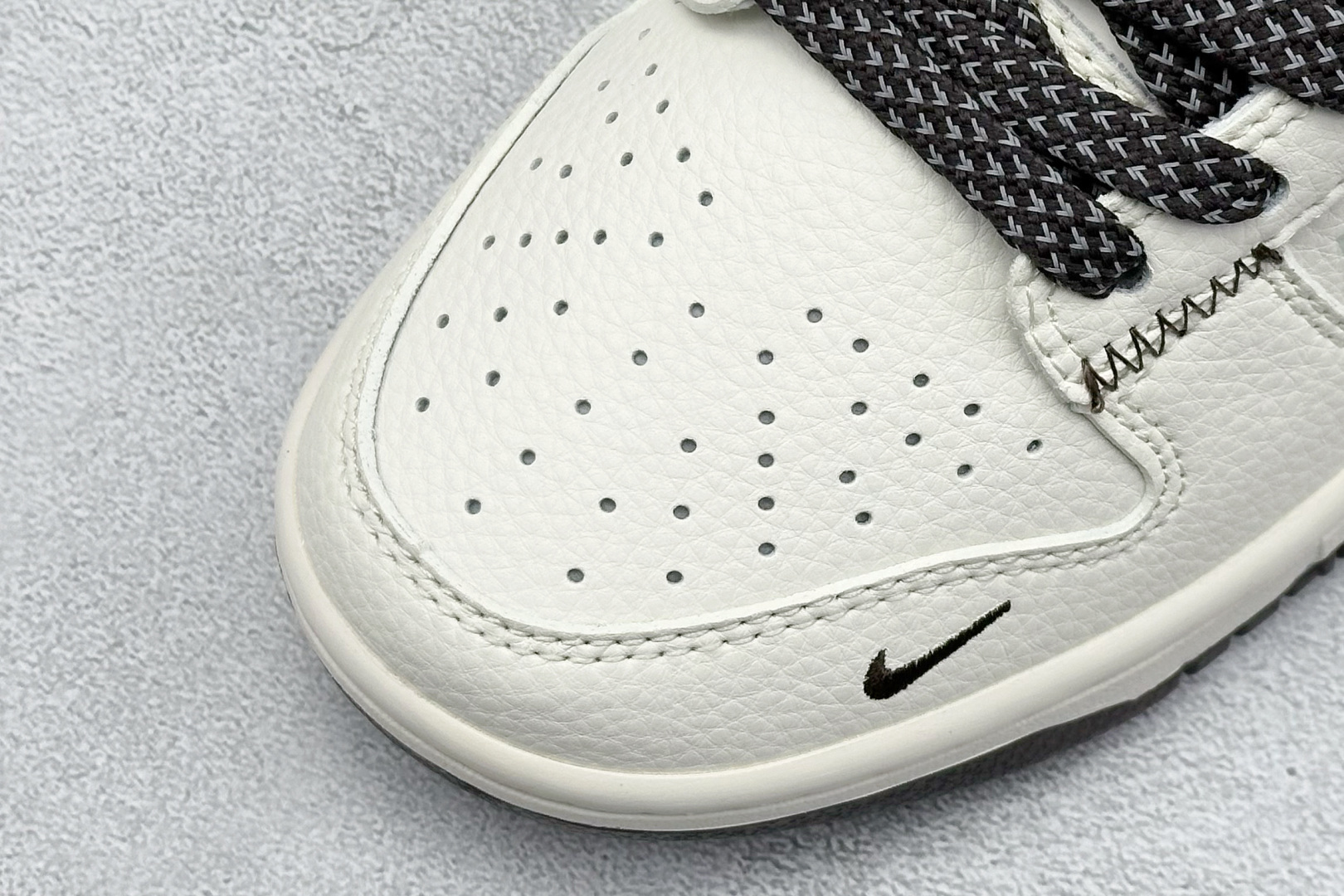 Nike Board Shoes L-s