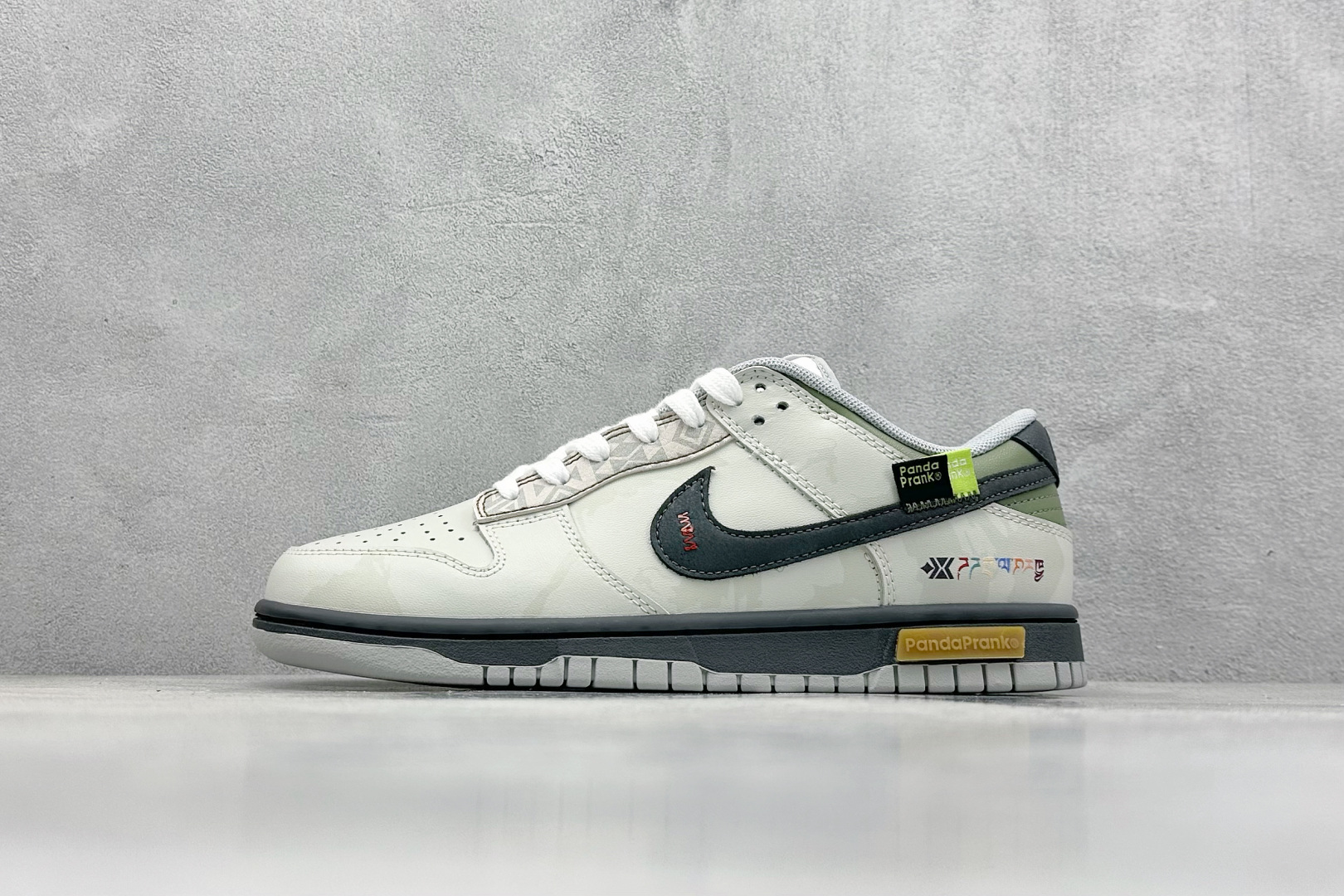 Nike Basic Shoes L-s