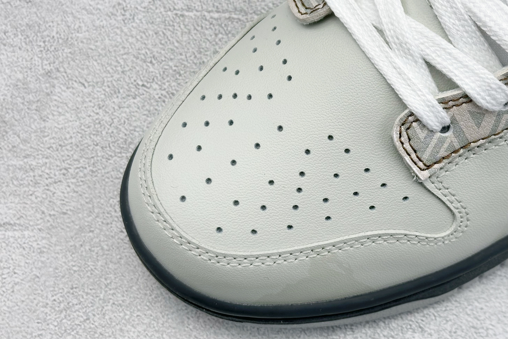 Nike Basic Shoes L-s