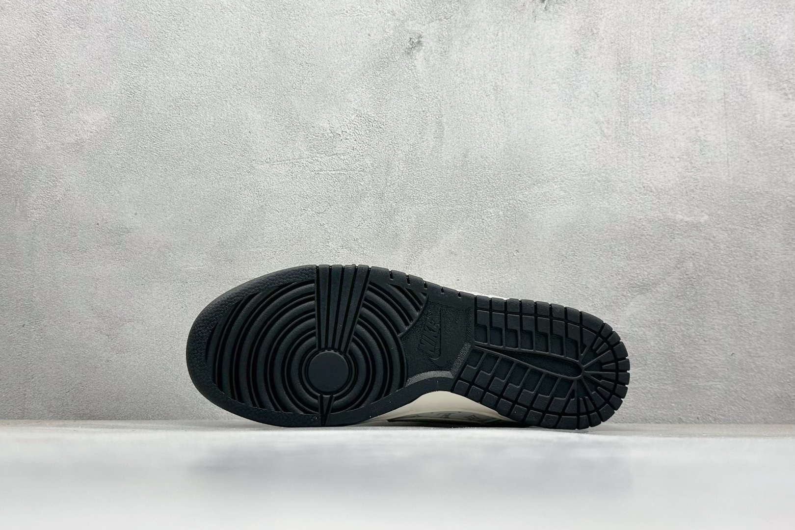 Louis Vuitton Nike Board Shoes L-s