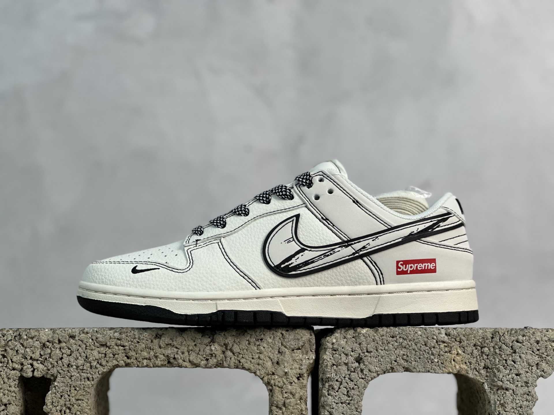 Nike Supreme Board Shoes M-l-s