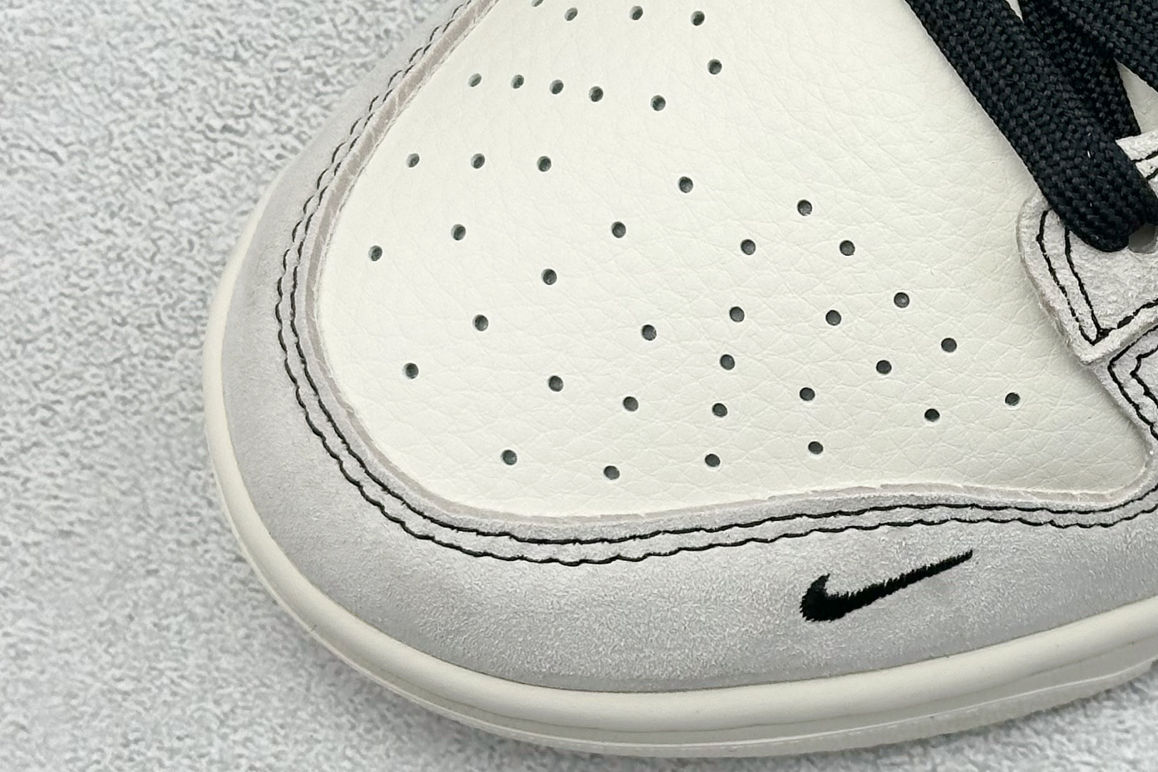 Nike Supreme Basic Shoes M-l-s