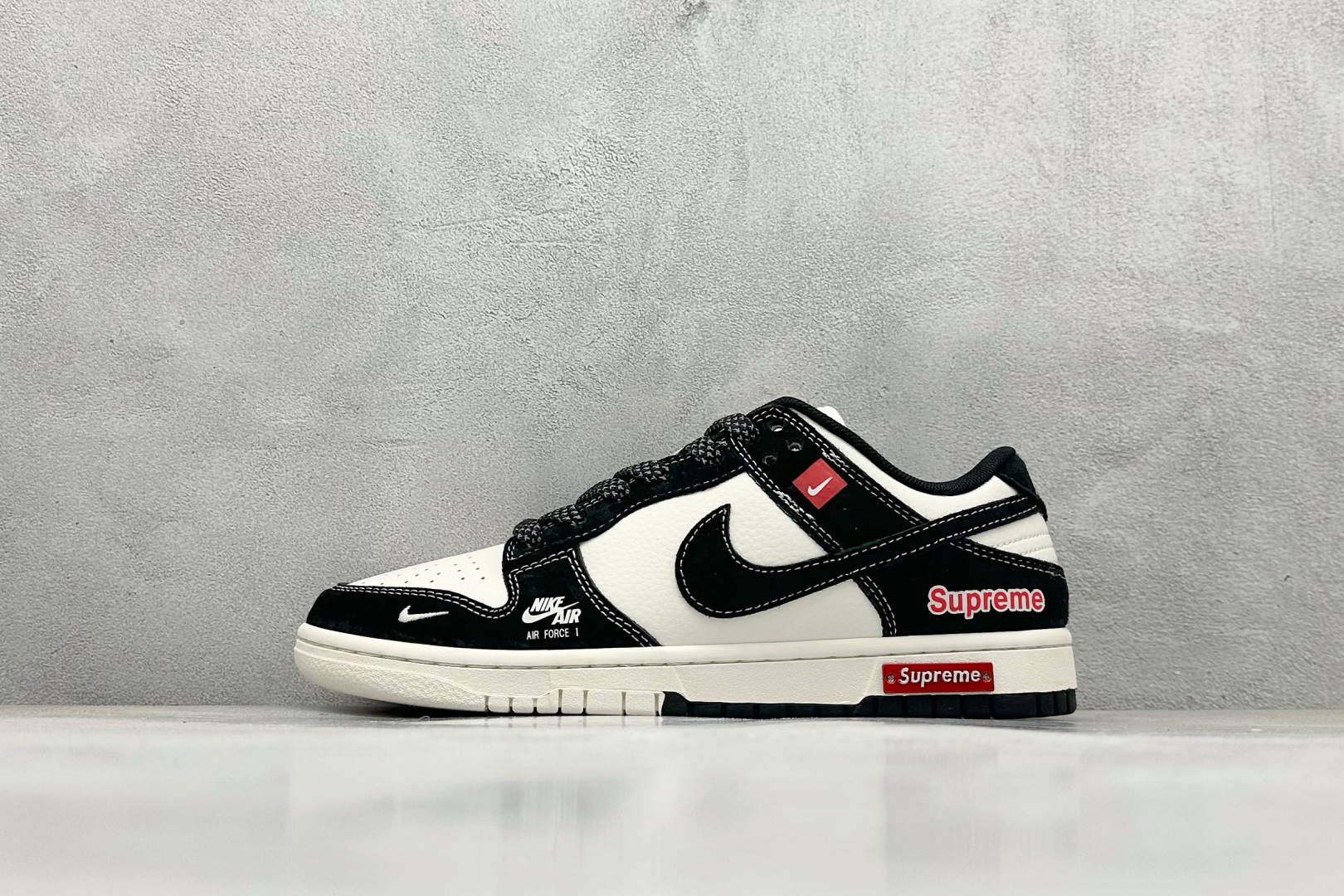 Nike Supreme Basic Shoes M-l-s