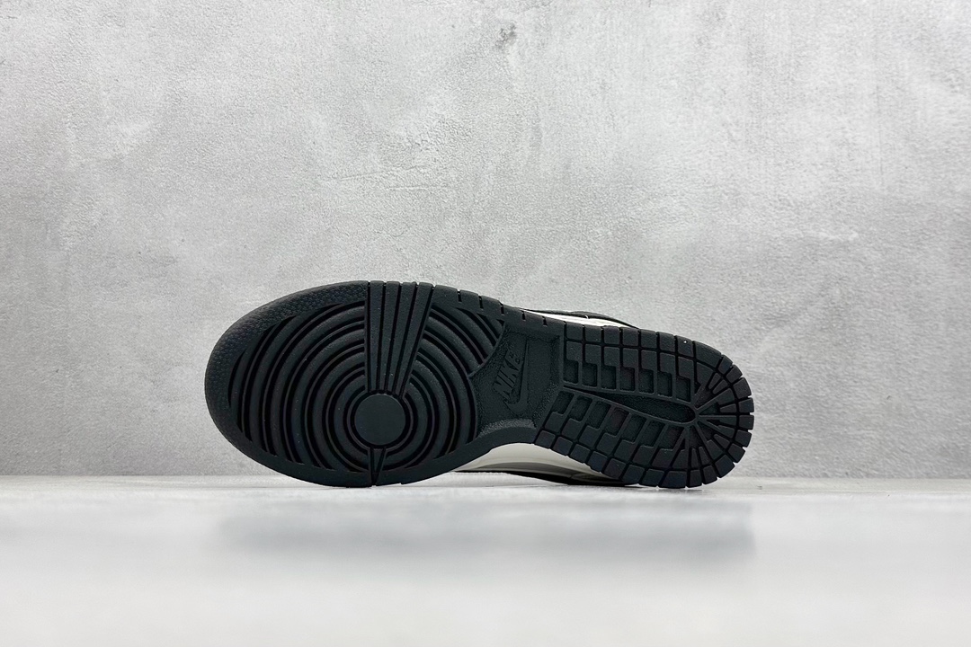 Burberry Nike Basic Shoes L-s