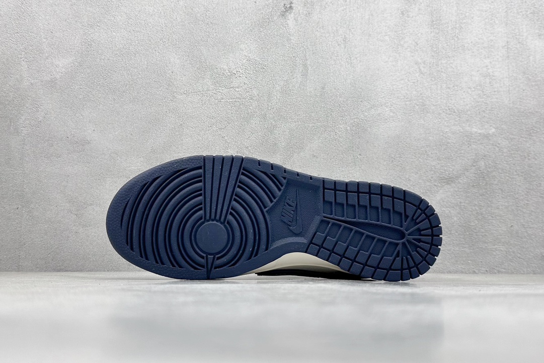 Nike Basic Shoes L-s