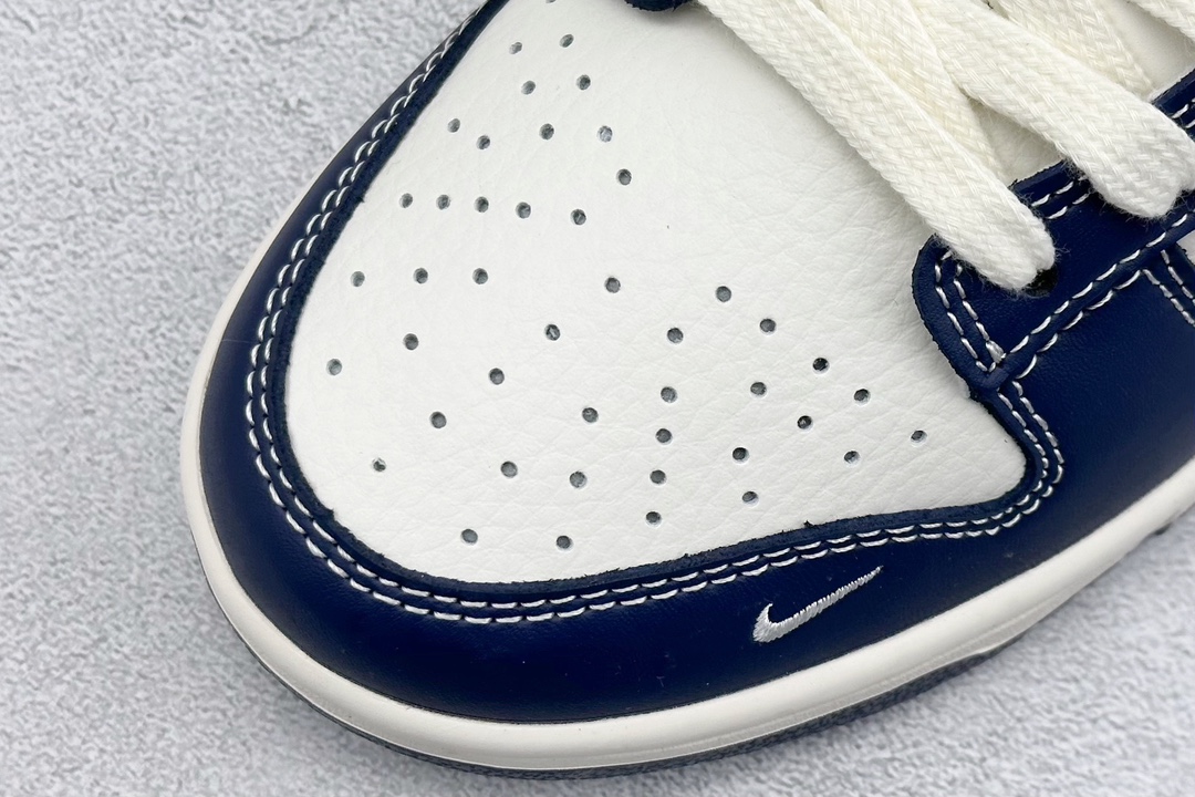 Nike Basic Shoes L-s