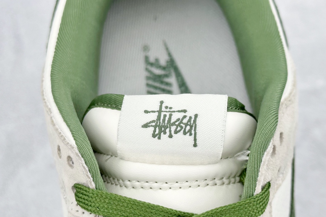 Nike Basic Shoes L-s