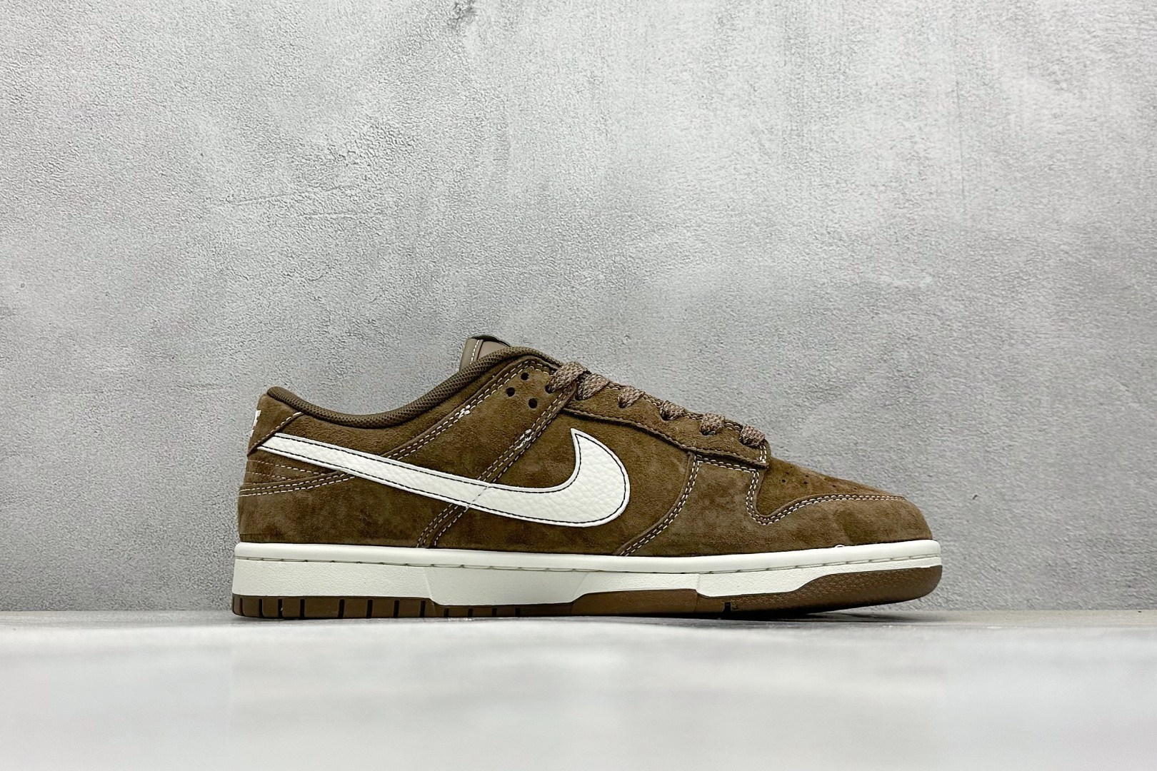 Nike Basic Shoes L-s