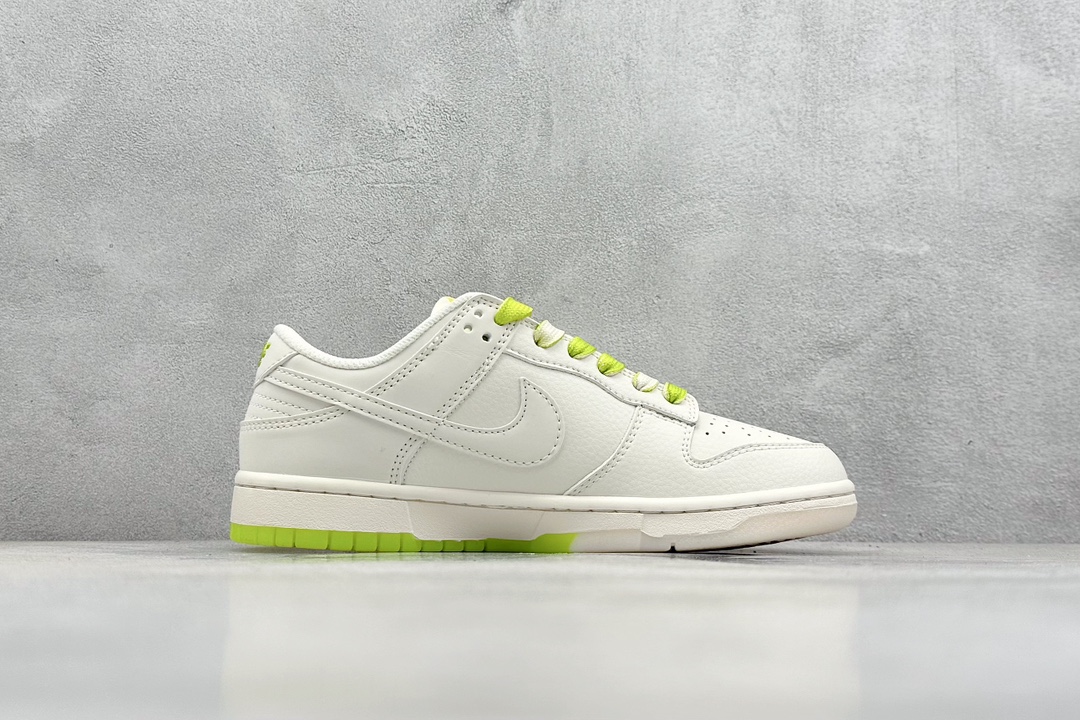 Nike Supreme Basic Shoes M-l-s