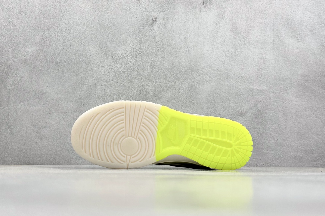 Nike Supreme Basic Shoes M-l-s