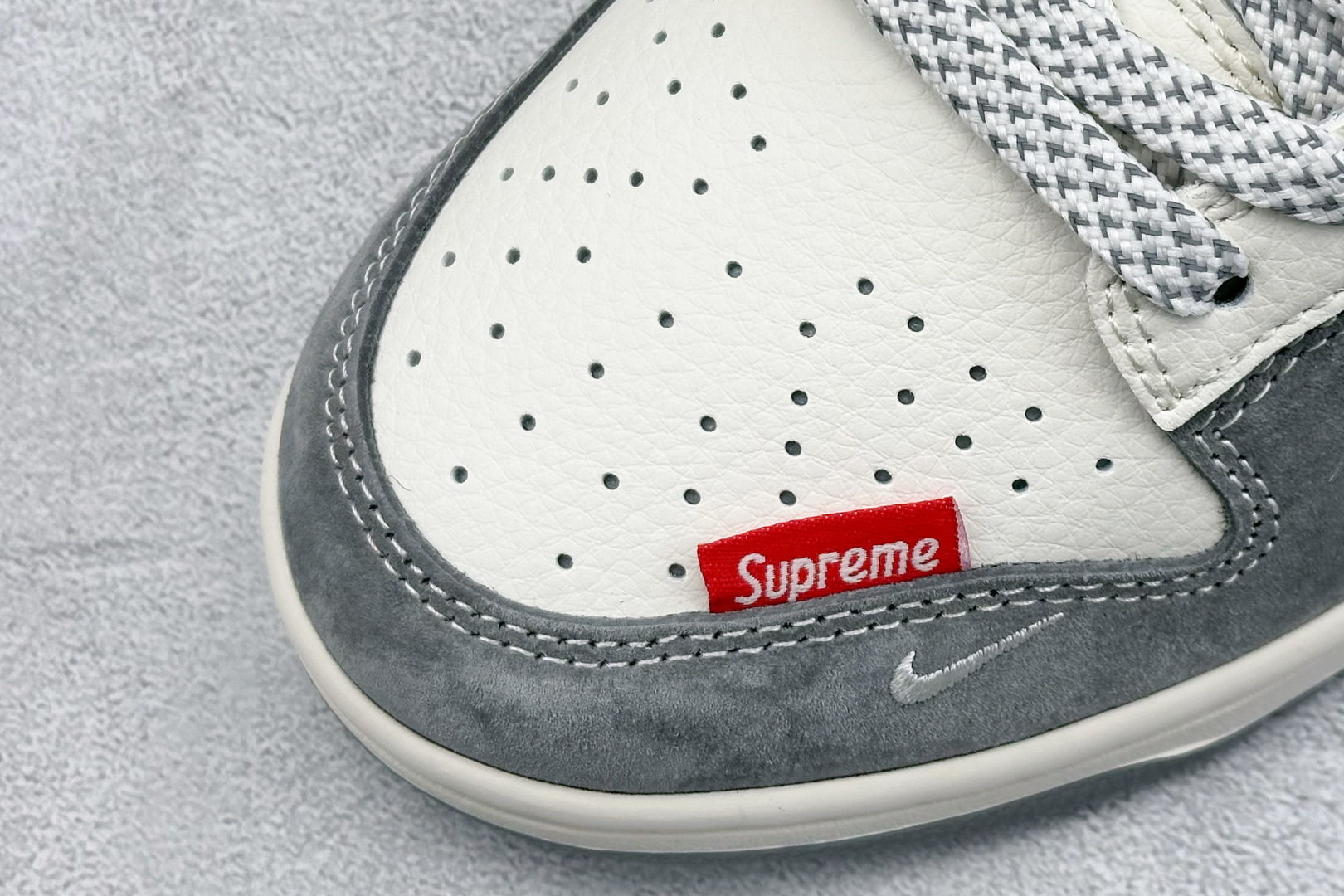 Nike Supreme Basic Shoes M-l-s