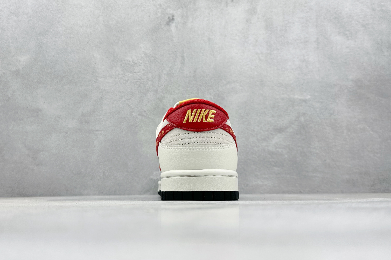 Nike Basic Shoes L-s