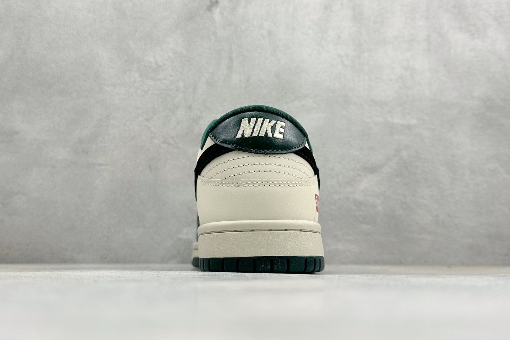 Nike Board Shoes L-s