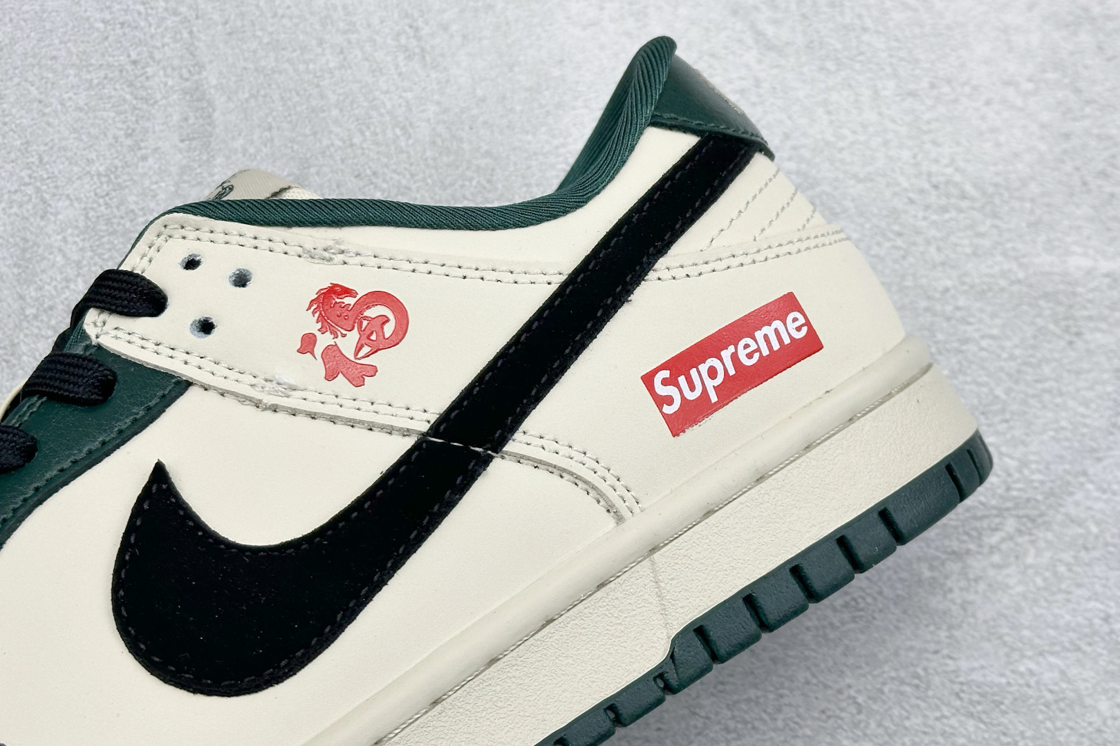 Nike Board Shoes L-s