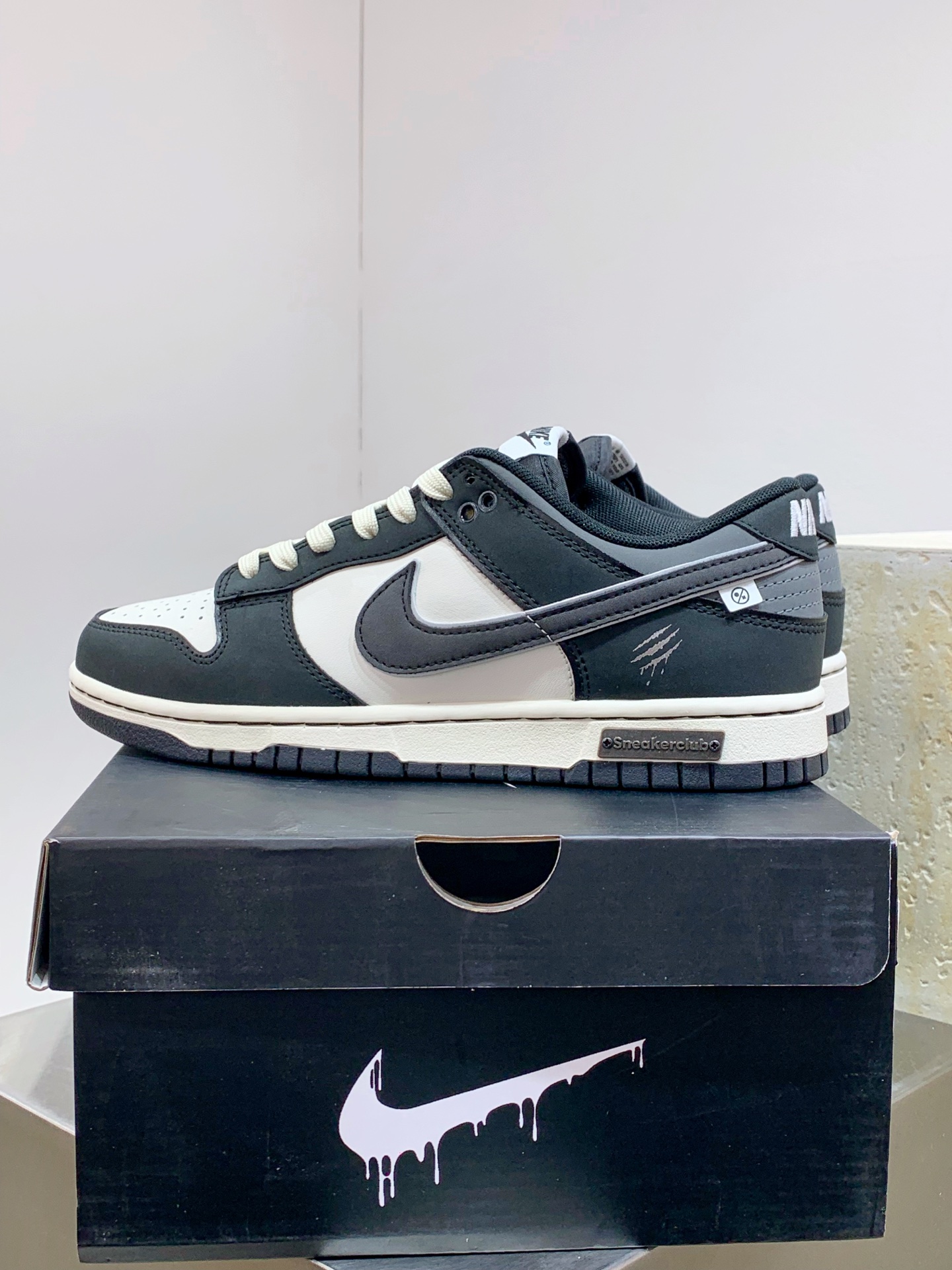 Nike Basic Shoes L-s