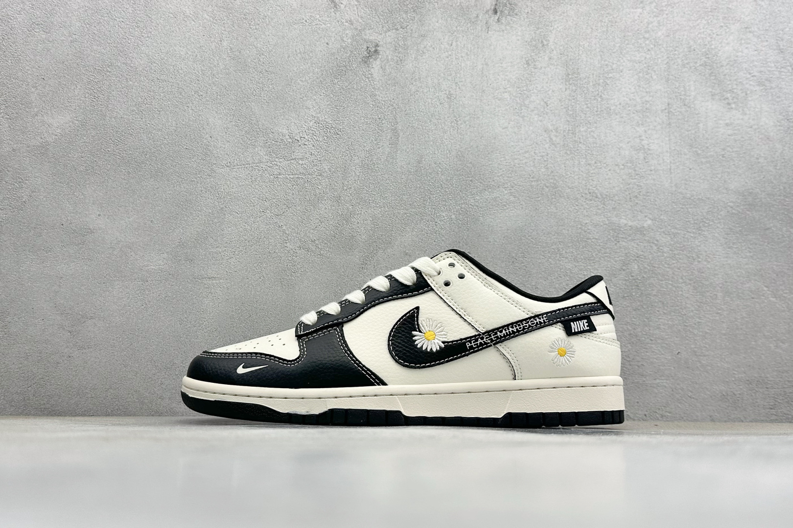 Nike Board Shoes L-s