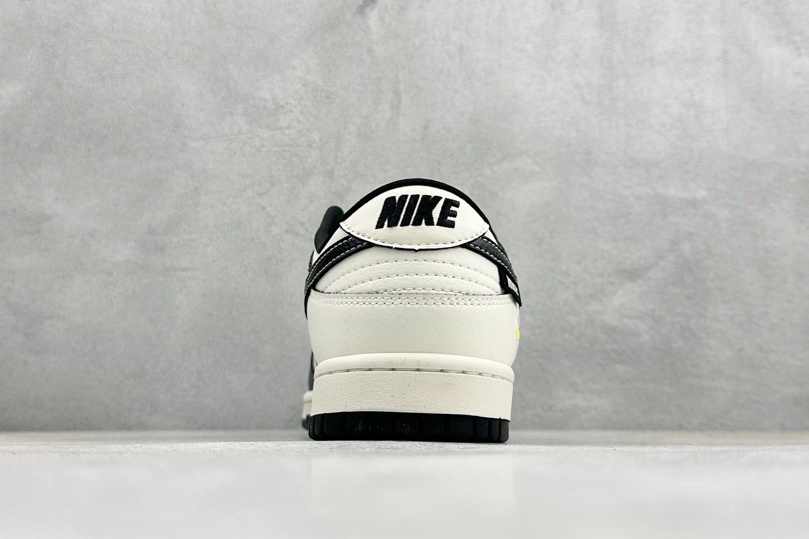 Nike Board Shoes L-s