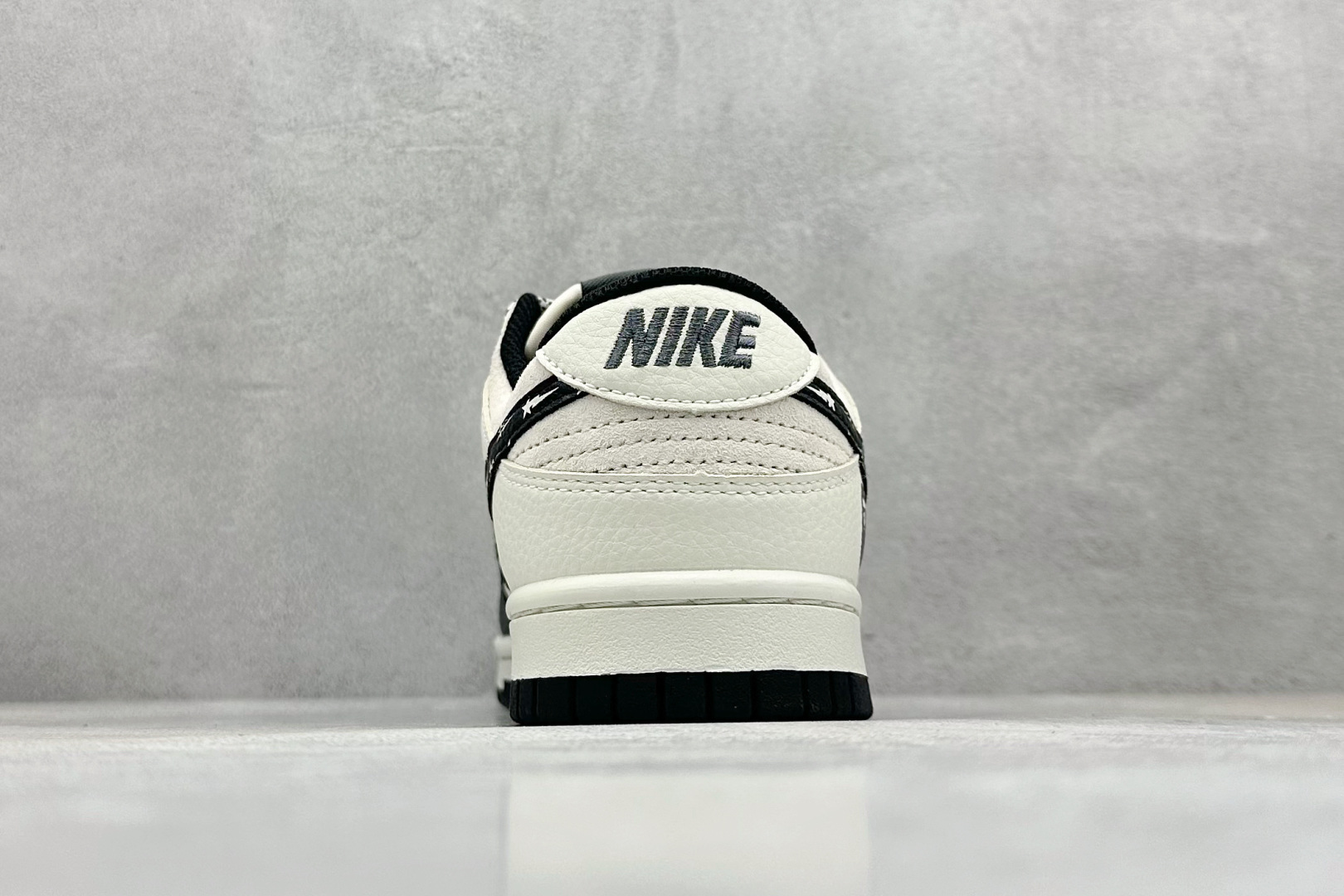 Nike Board Shoes L-s
