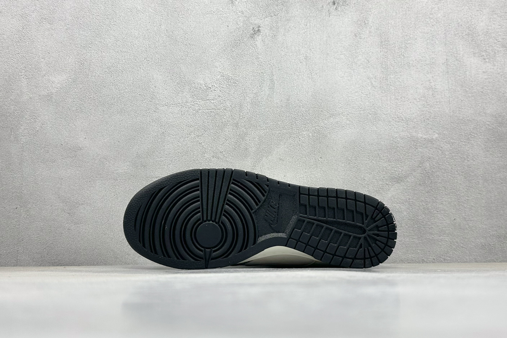 Nike Board Shoes L-s