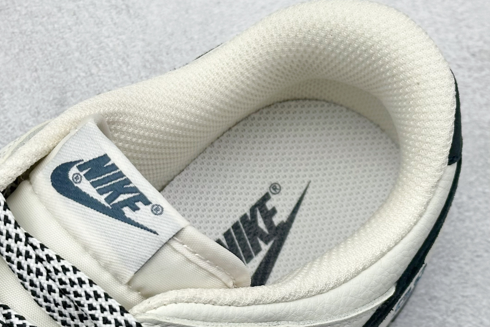 Givenchy Nike Board Shoes L-s