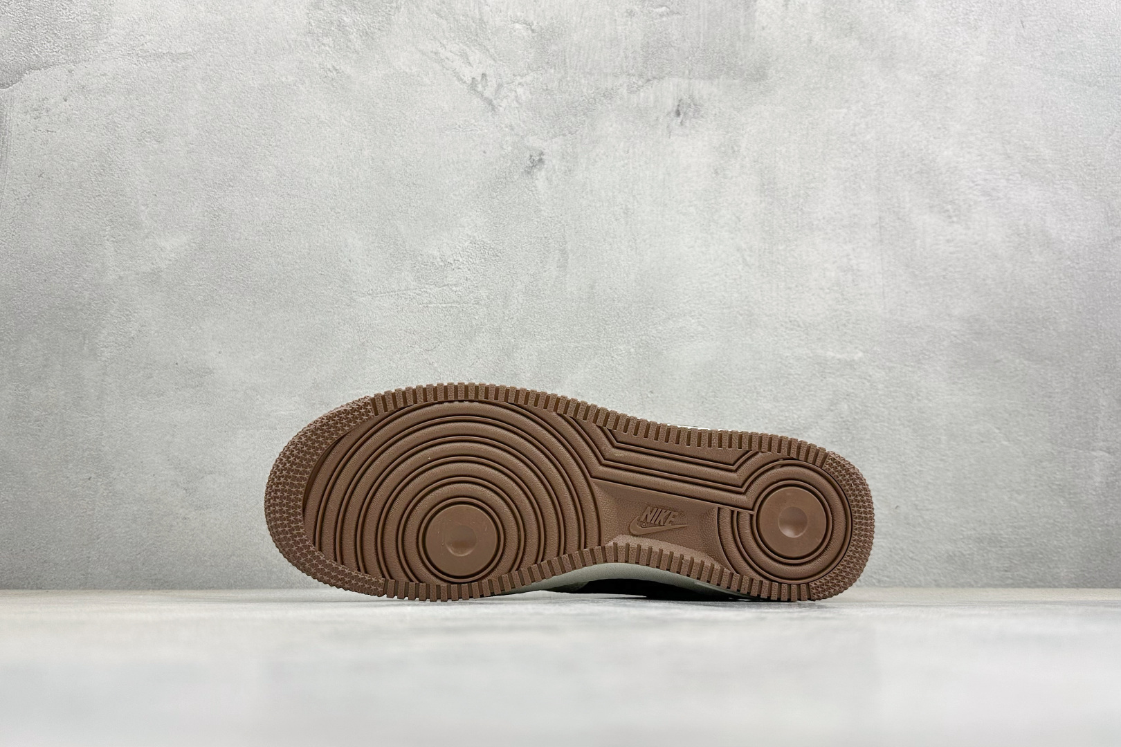 Fendi Board Shoes L-s