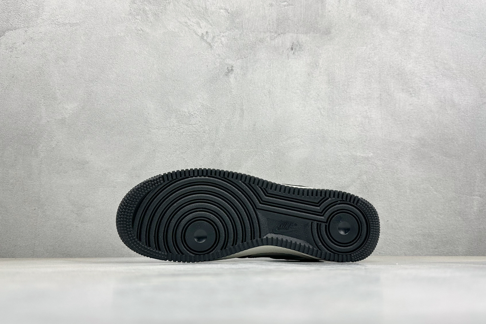 Fendi Board Shoes L-s