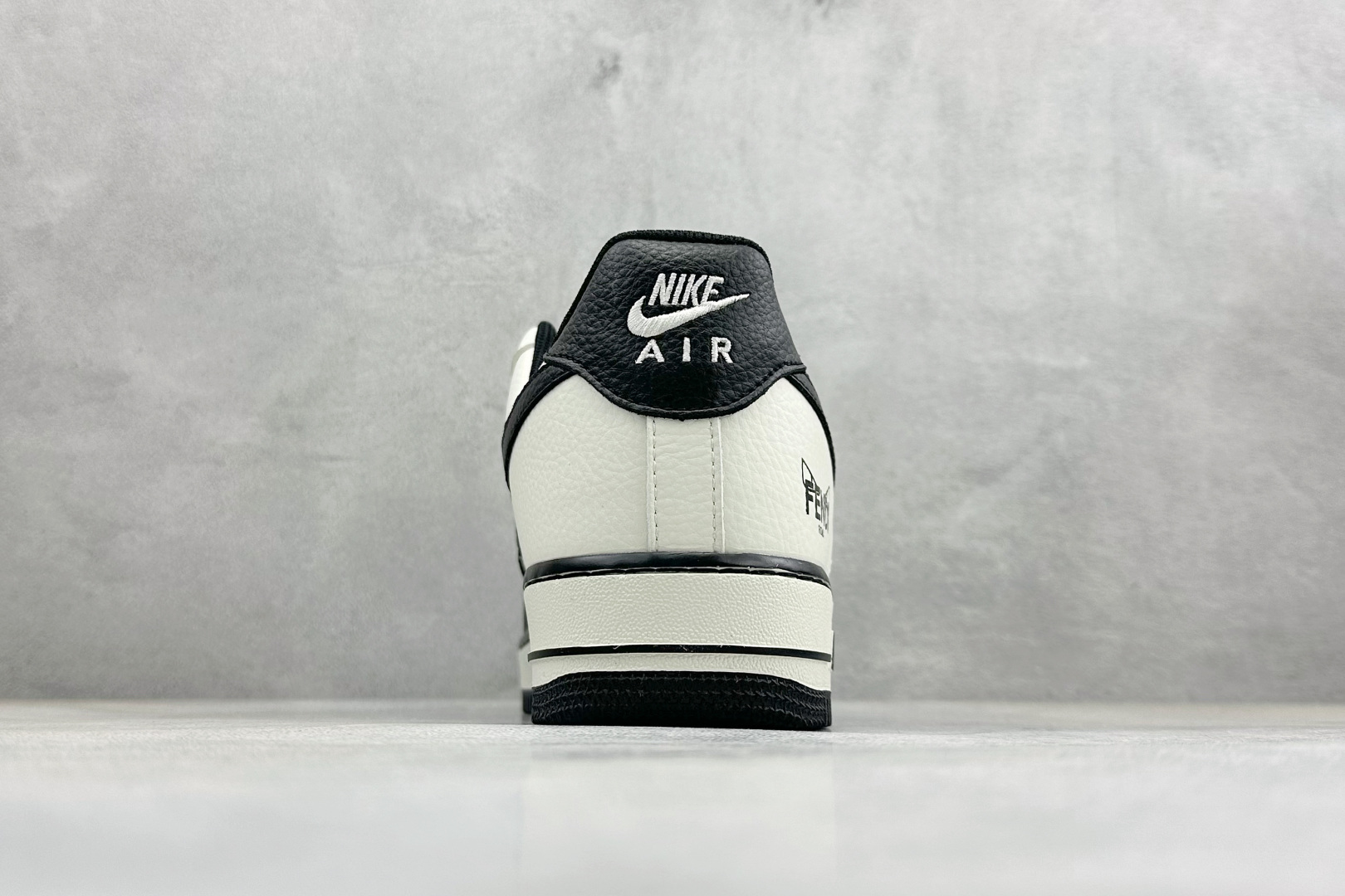 Fendi Board Shoes L-s