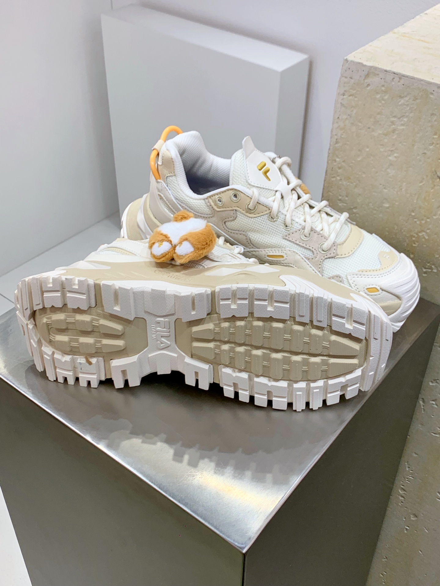 Female Basic Shoes L-s