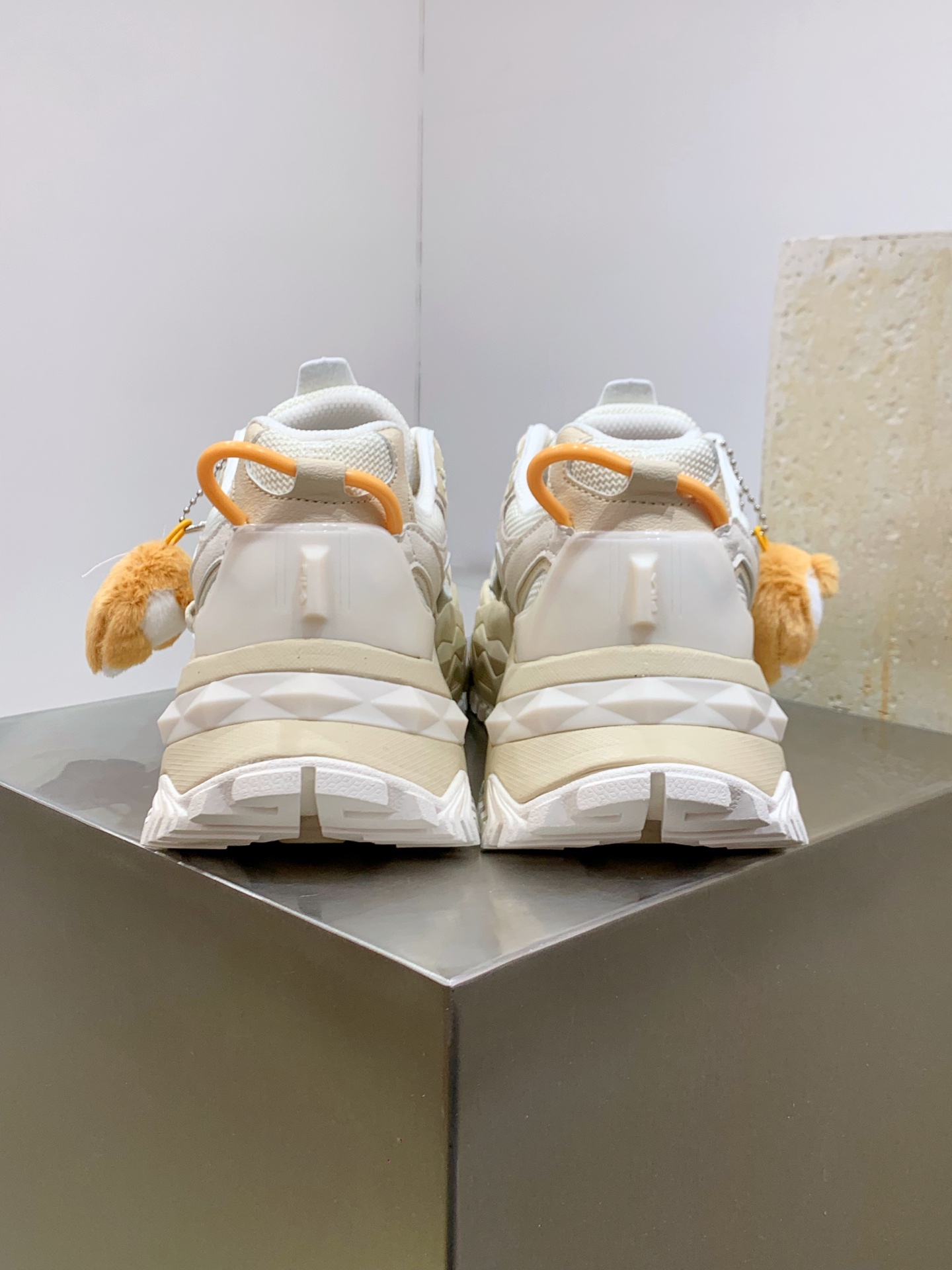 Female Basic Shoes L-s