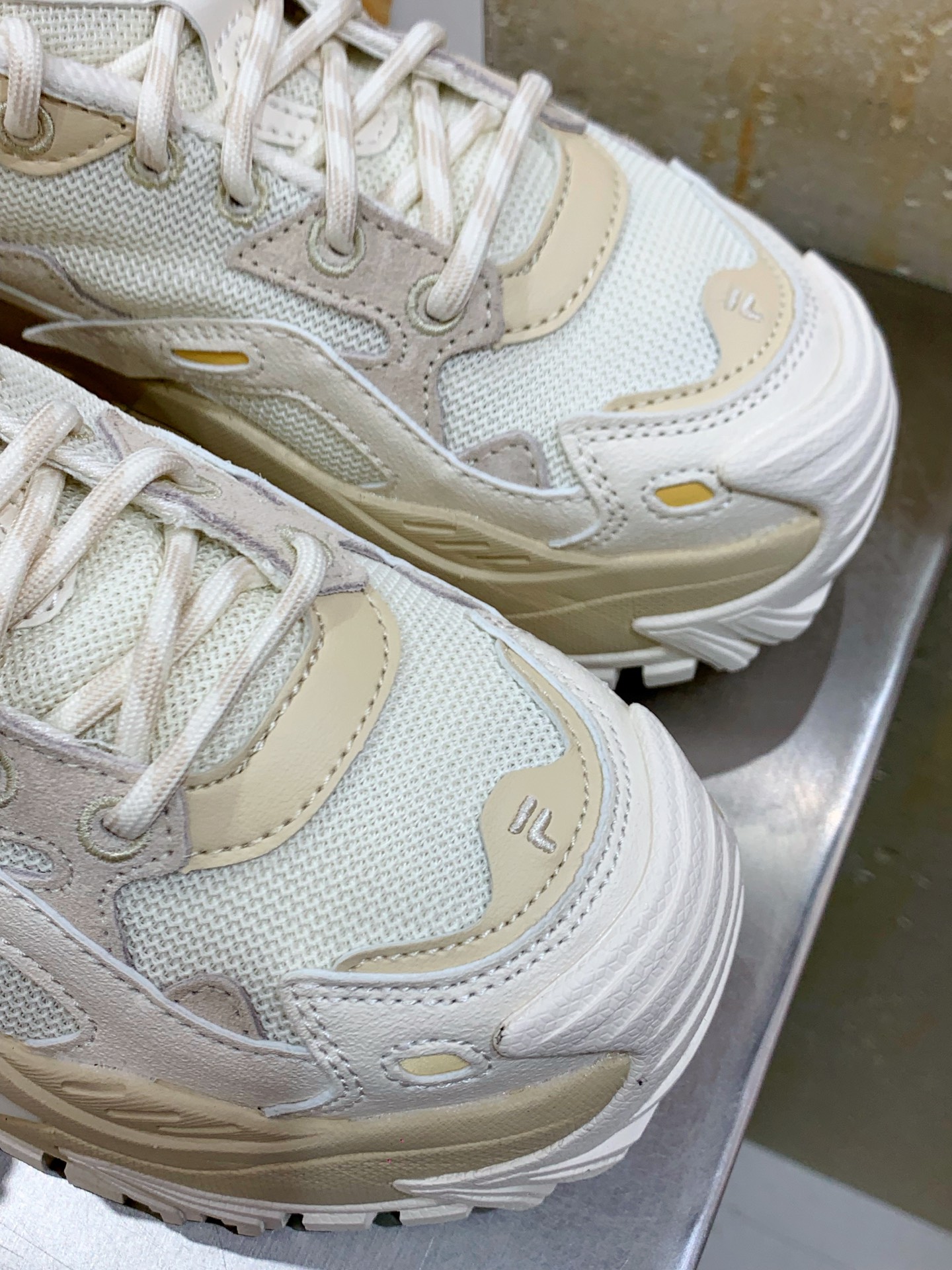 Female Basic Shoes L-s