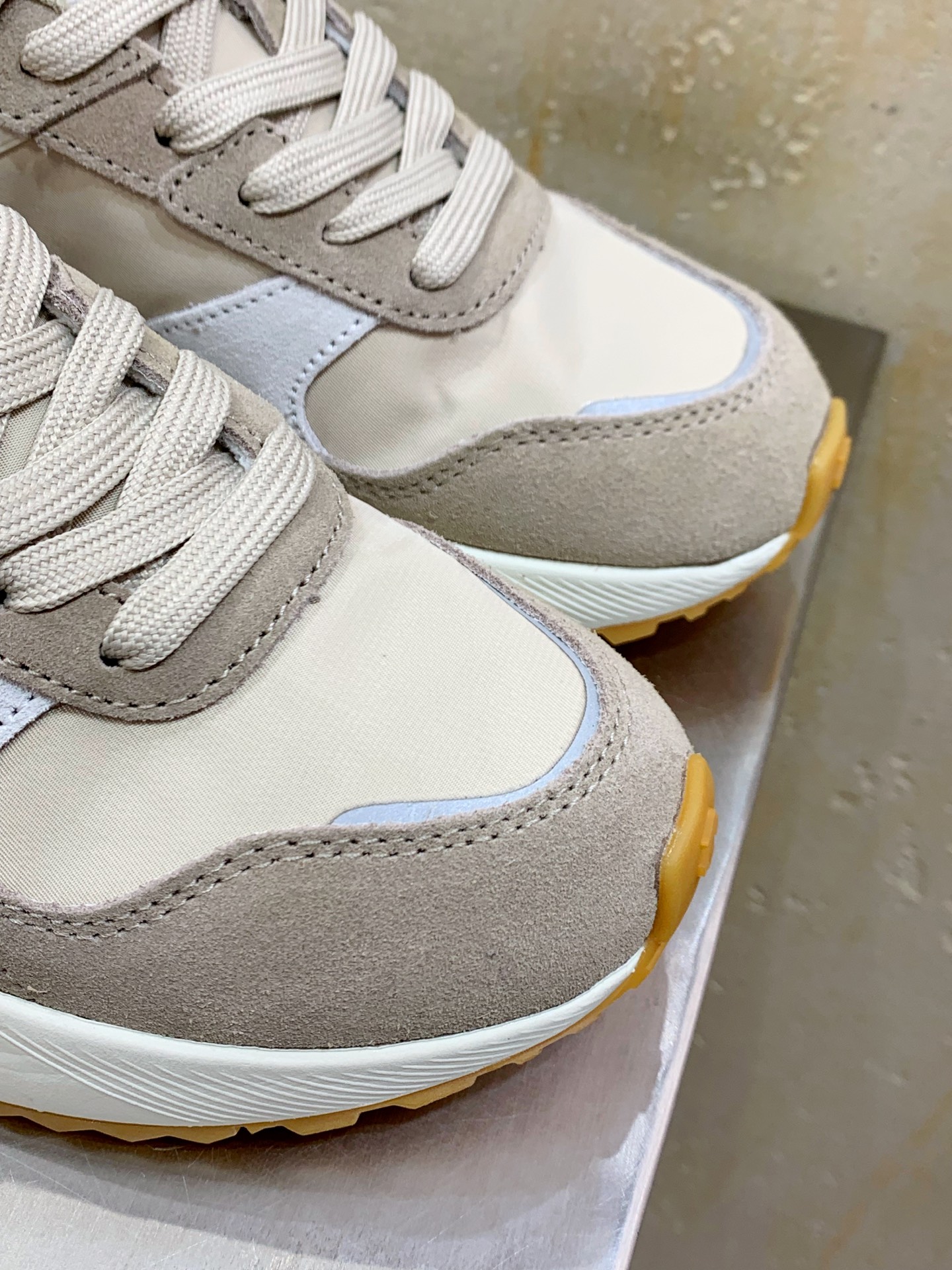 Descente Leather Shoes Cow Leather L-s