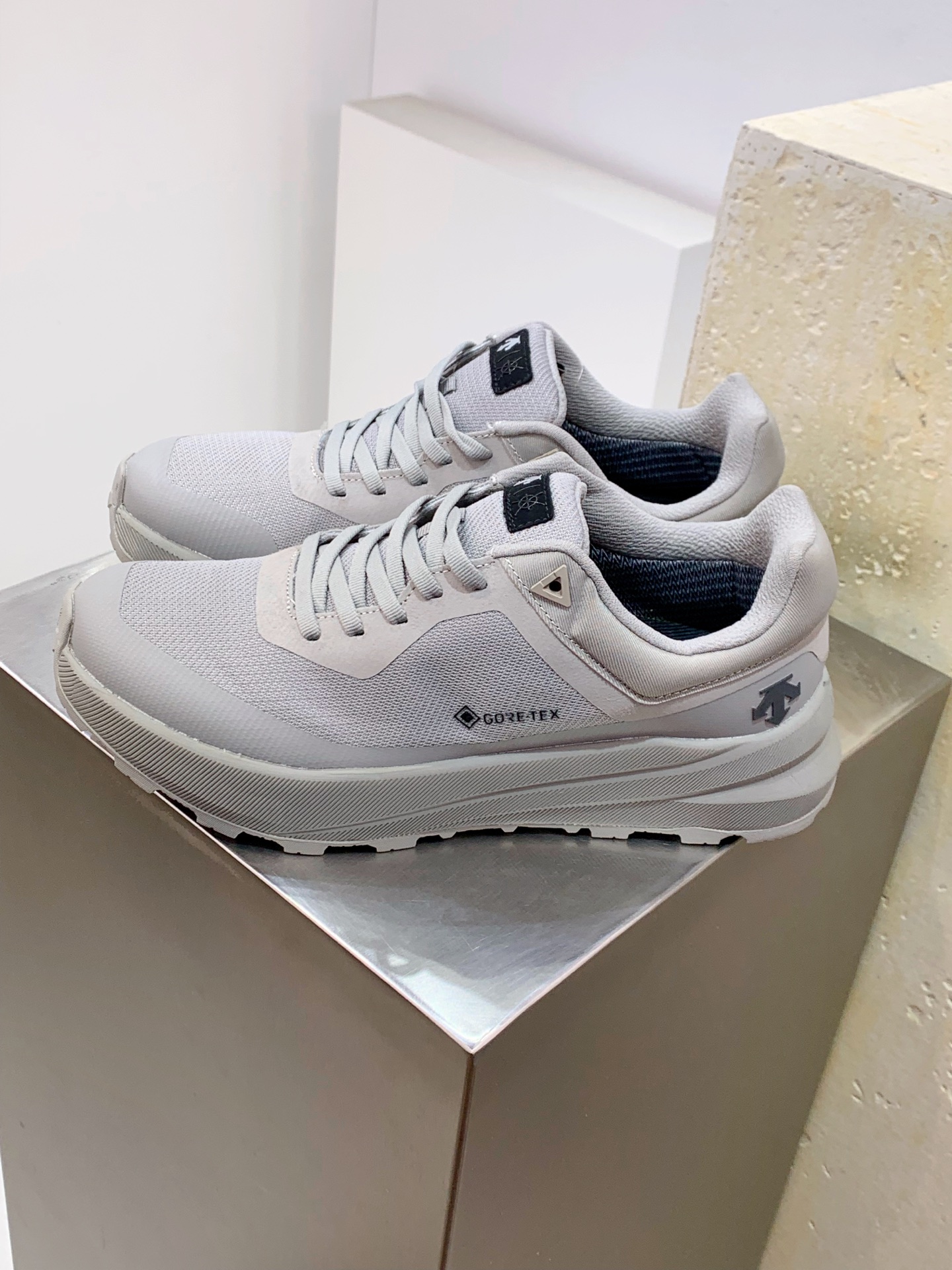 Descente Dolce Gabbana Basic Shoes L-s