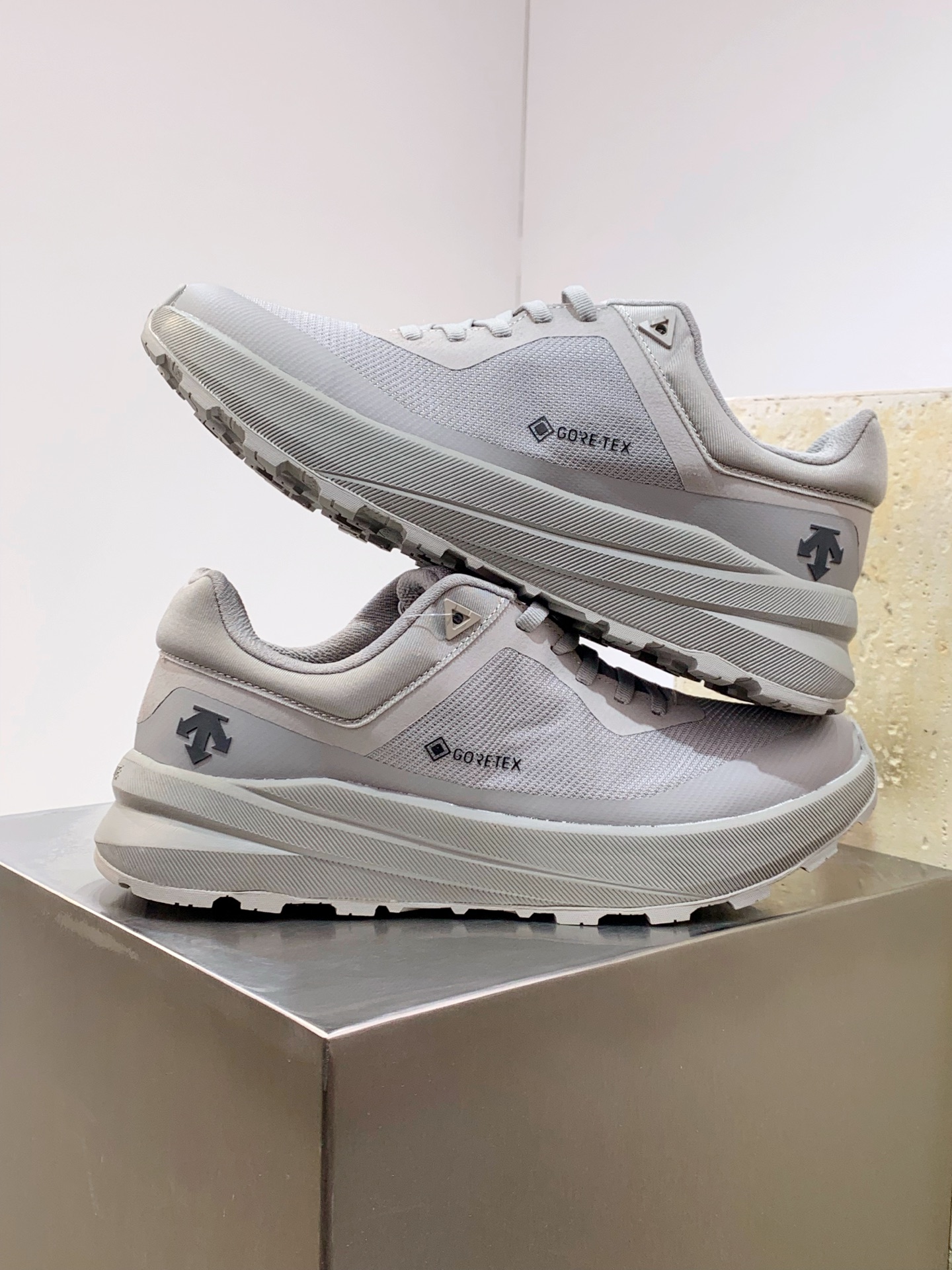 Descente Dolce Gabbana Basic Shoes L-s