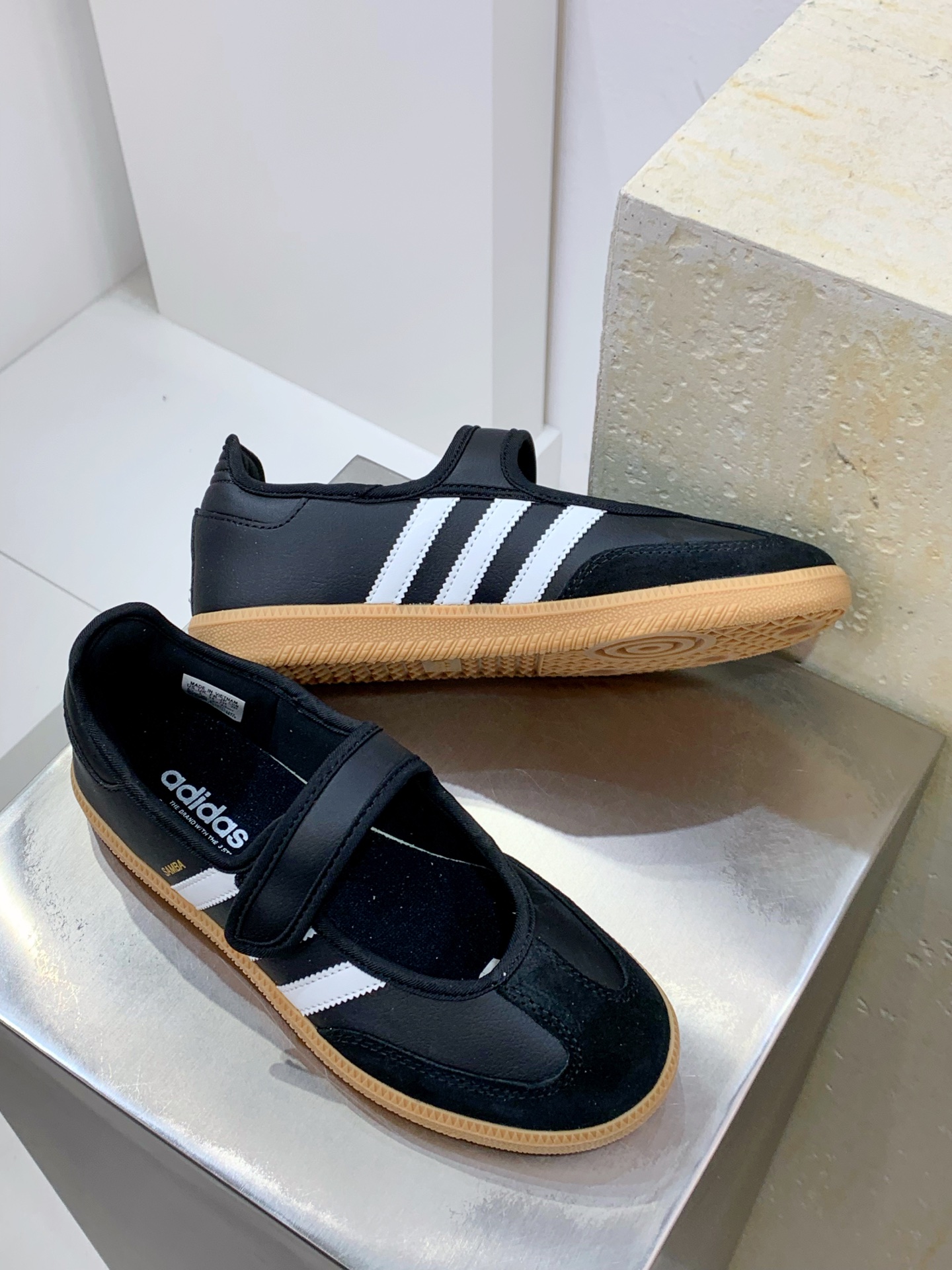 Adidas Board Shoes M-s