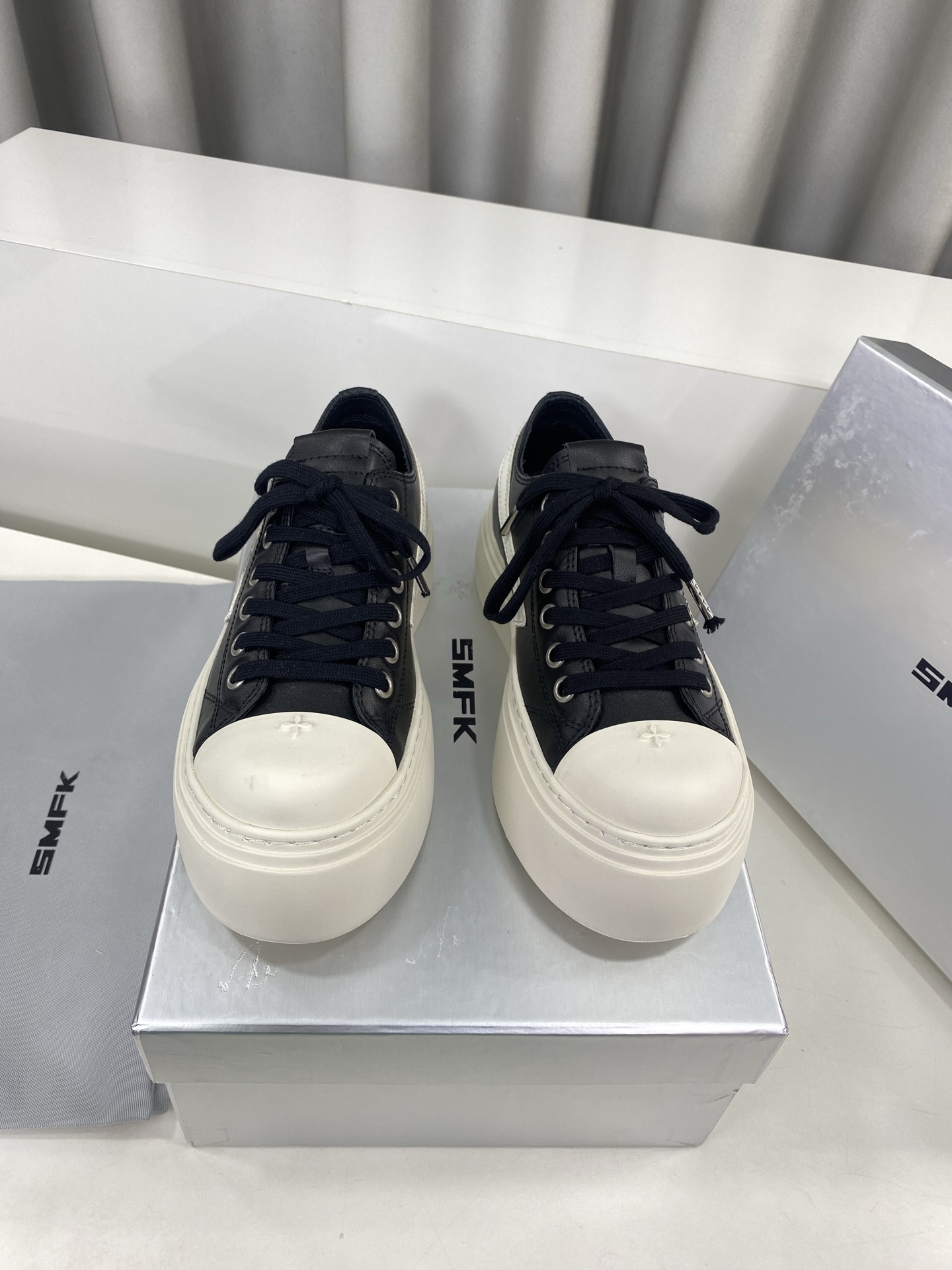 Female Basic Shoes M-s