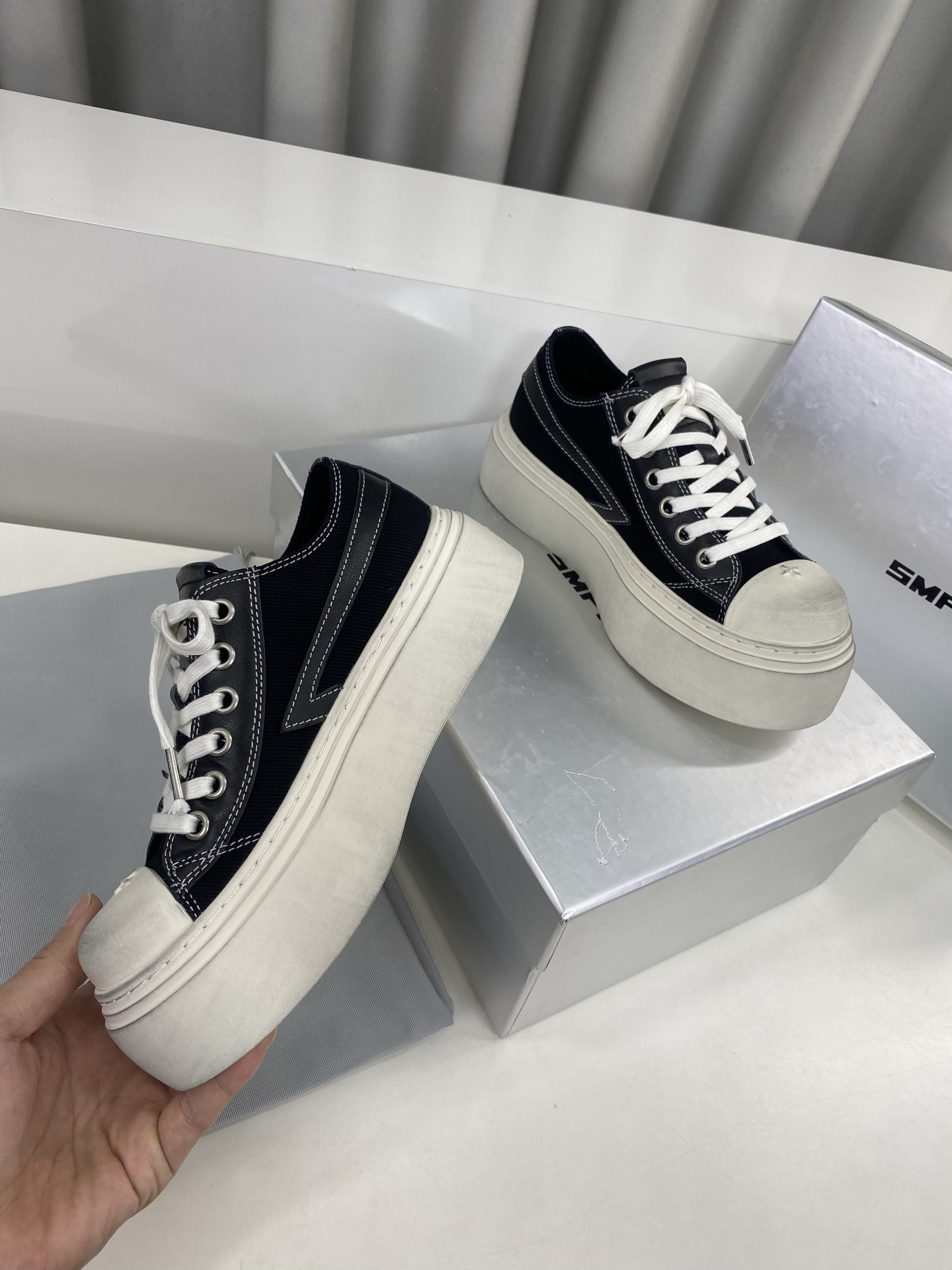 Female Basic Shoes Breathable M-s