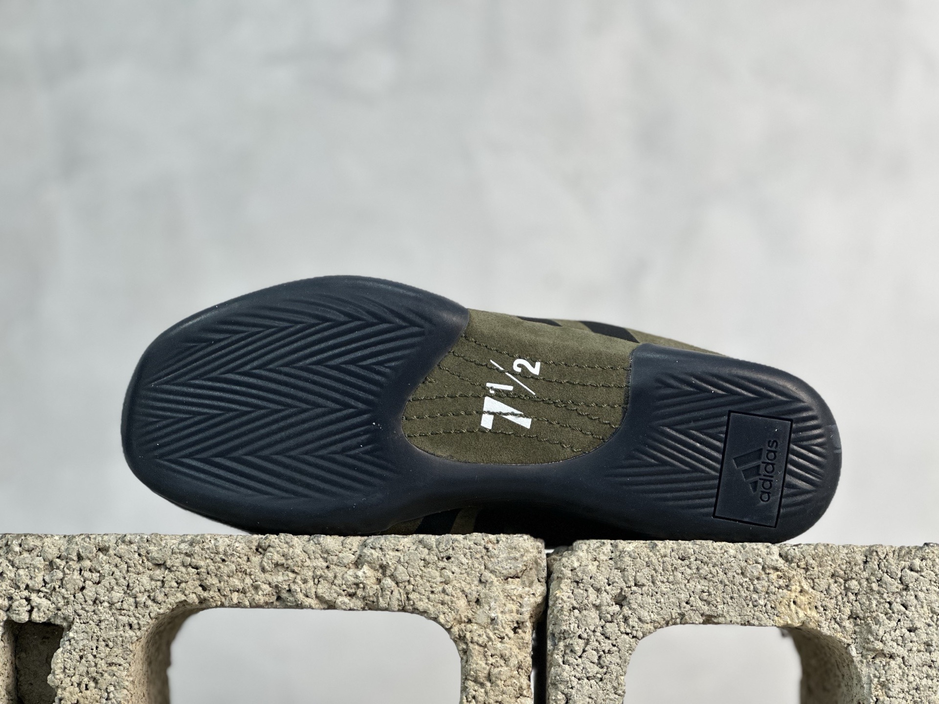 Adidas Basic Shoes Brown M-l-s