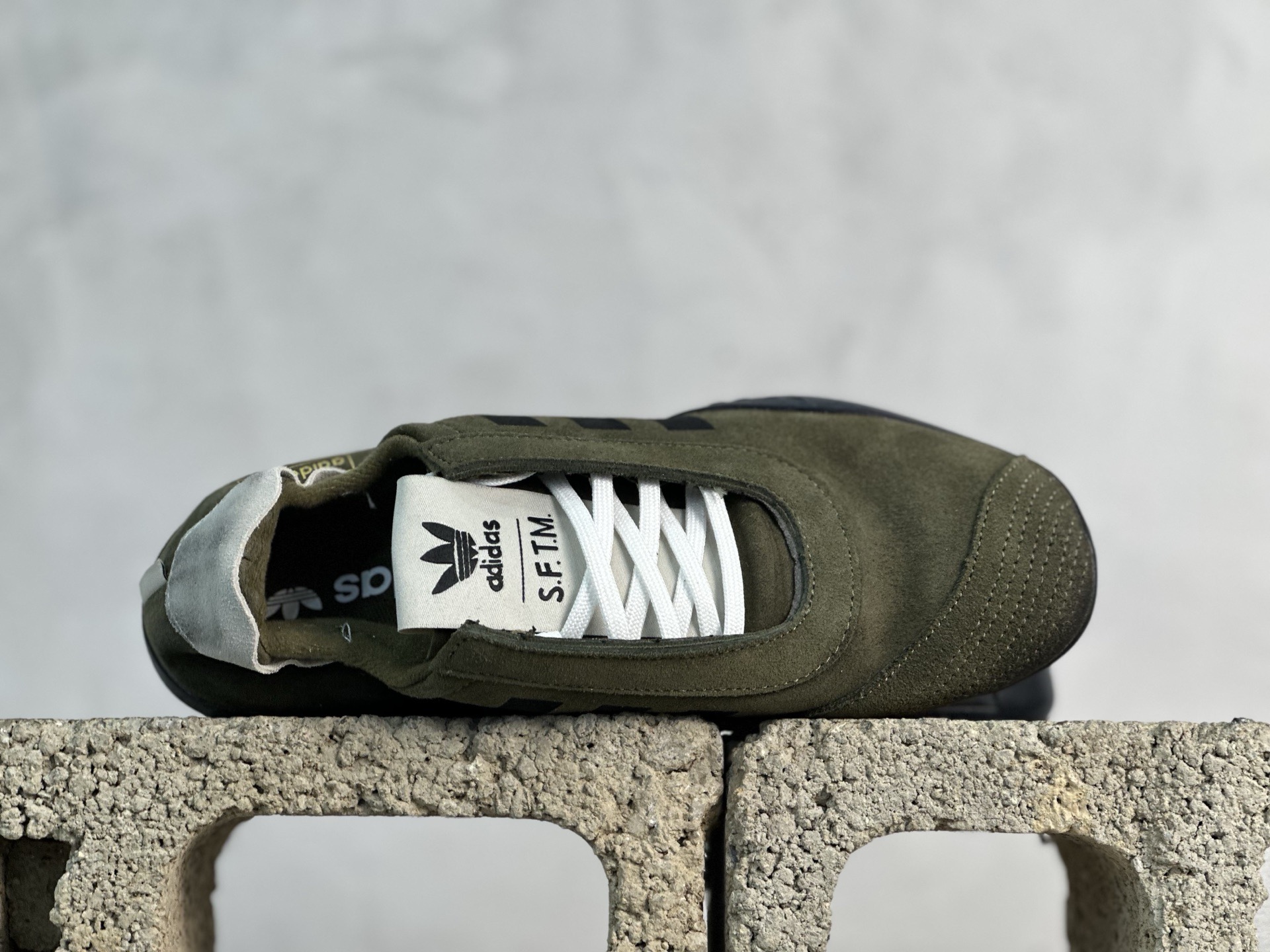 Adidas Basic Shoes Brown M-l-s