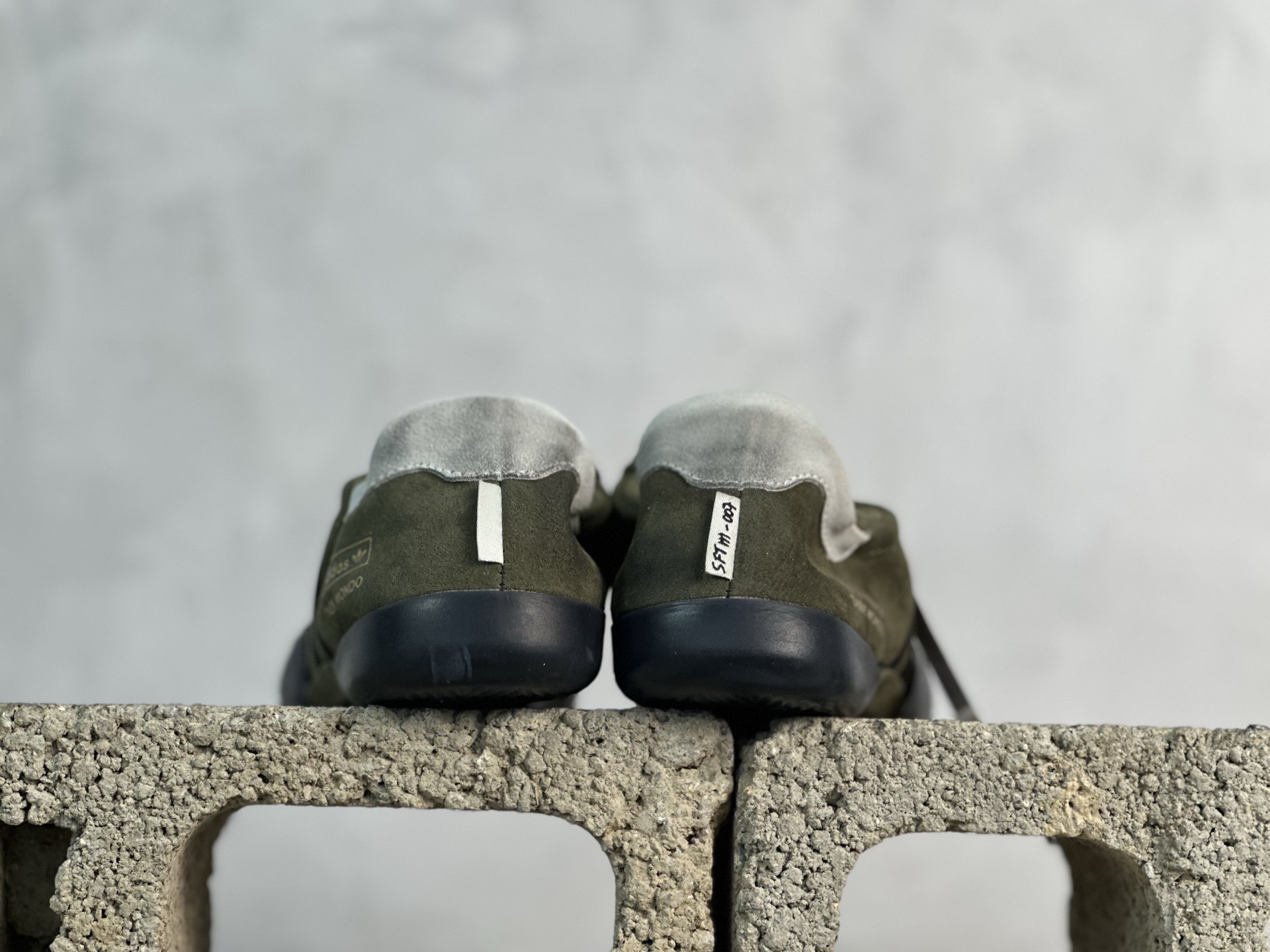 Adidas Basic Shoes Brown M-l-s